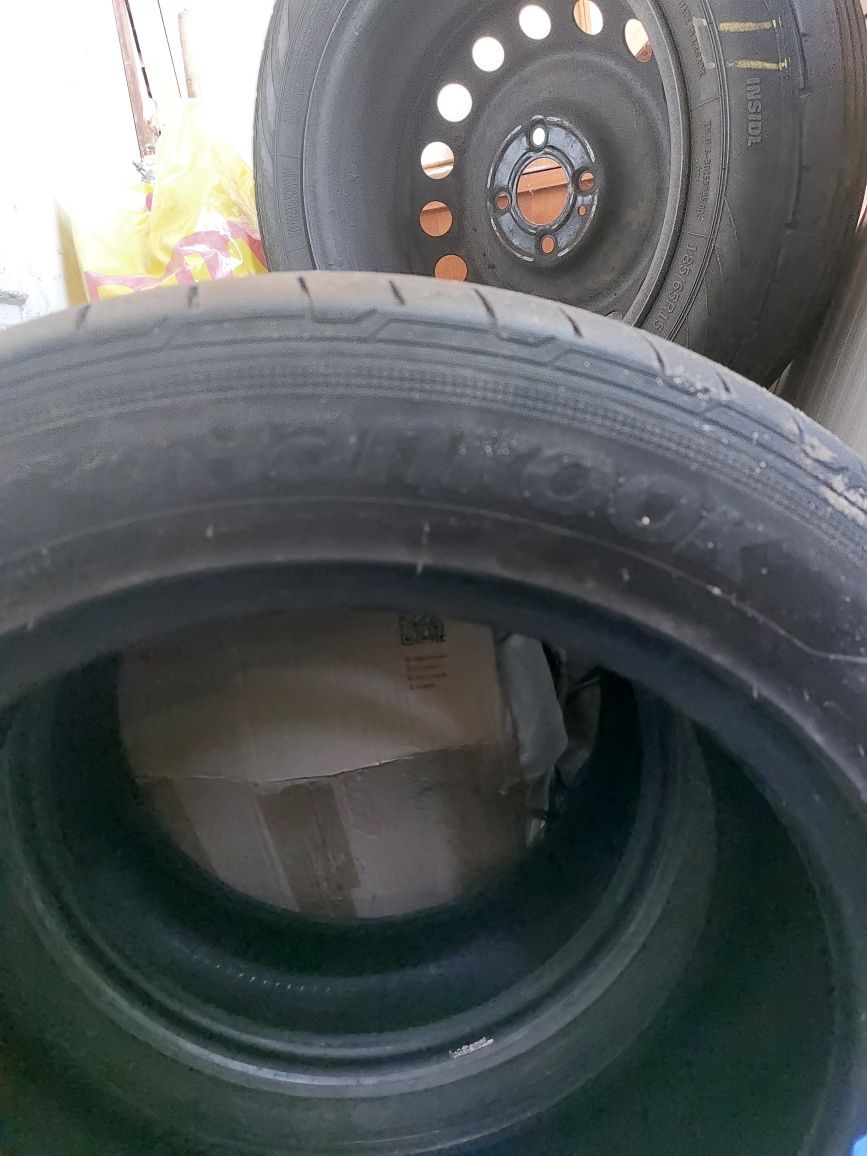 Продам 2 колеса резины HANKOOK 205/55 R16