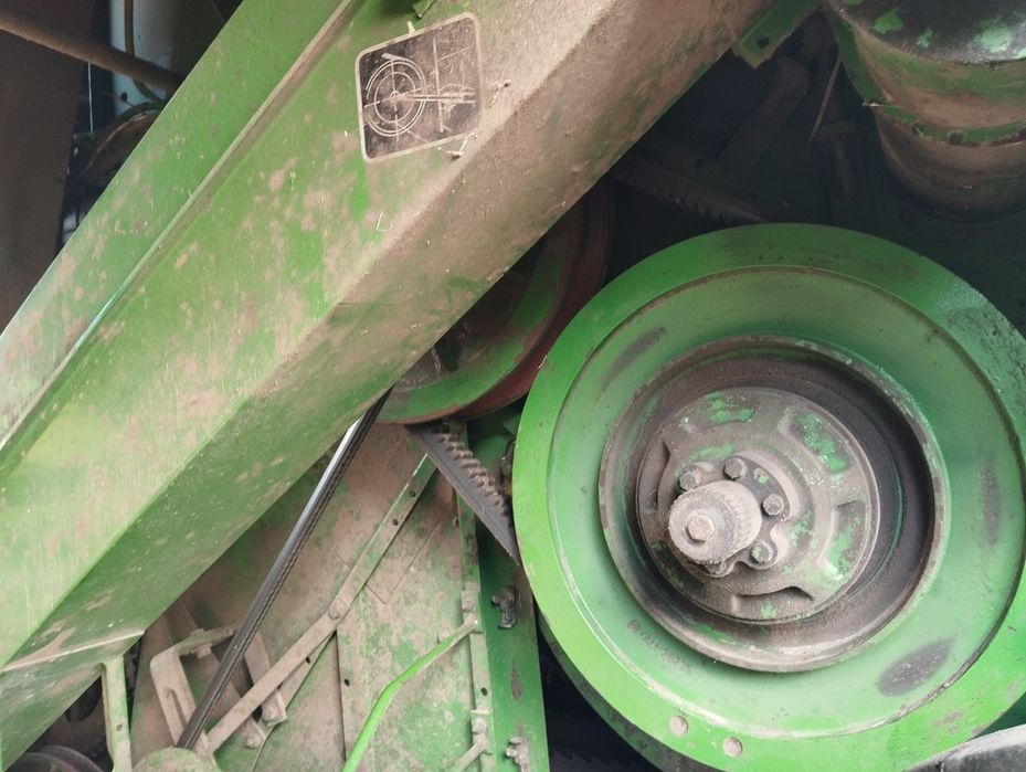 Комбайн свіжопригнаний John Deere 1075