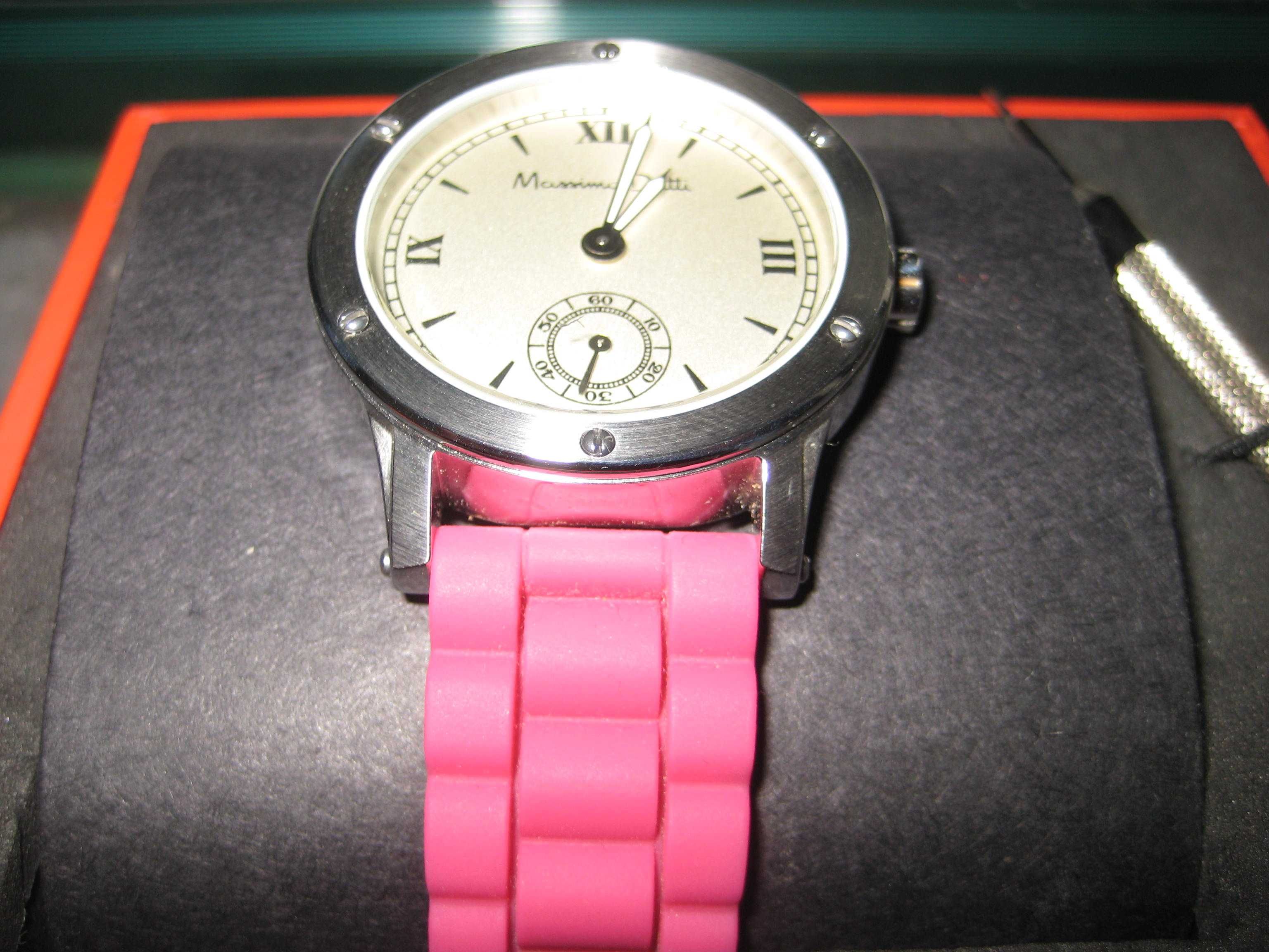 Relógio Máximo Dutti c/5braceletes n/embalagem(NOVO)