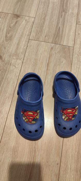 Tenisówki dziecięce  i klapki