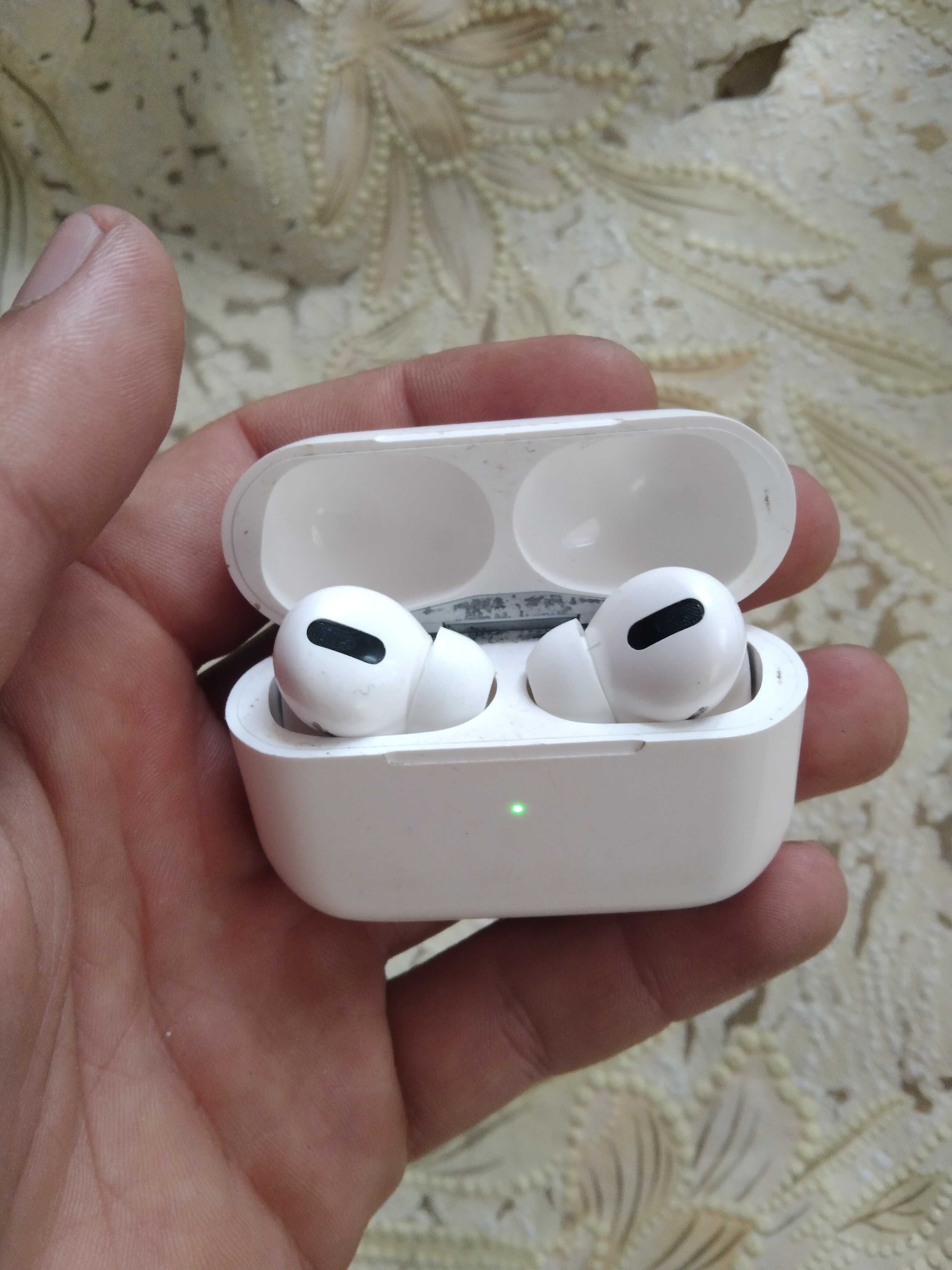 Наушники Air Pods