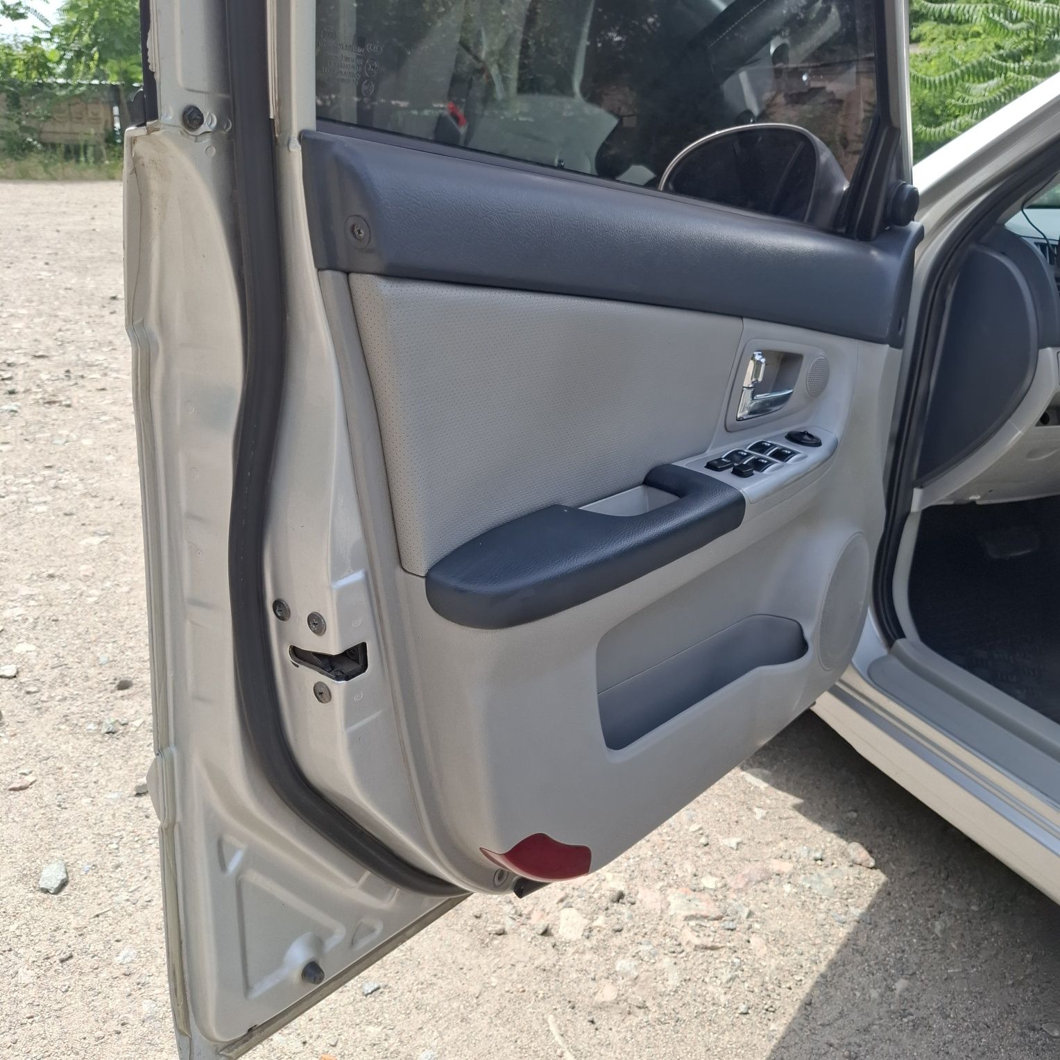 Продам Kia Cerato  2007г 2.0 автомат Газ бензин ресталинг максимальная