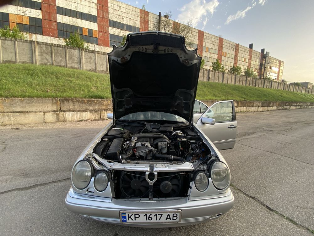 Mercedes w210 2.2d mt