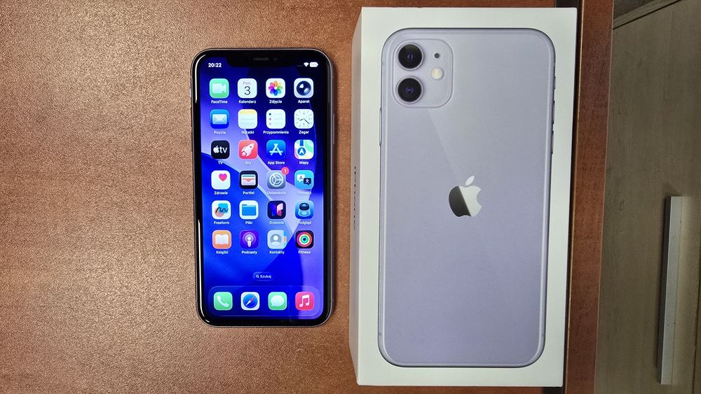 iPhone 11 64GB fioletowy, stan bdb