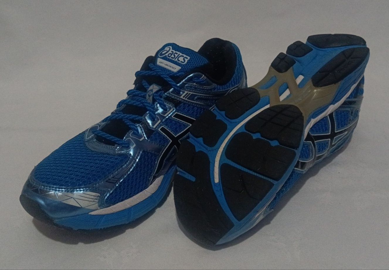 Оригінальні чоловічі кросівки  "ASICS"