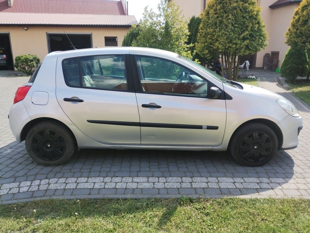 RENAULT CLIO 3, 1.2 55kW Benzyna+LPGStag 2006r.