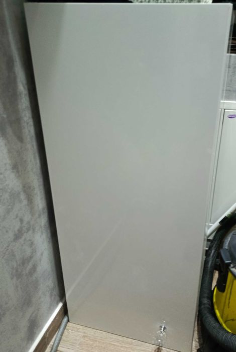 Szafka wisząca biała