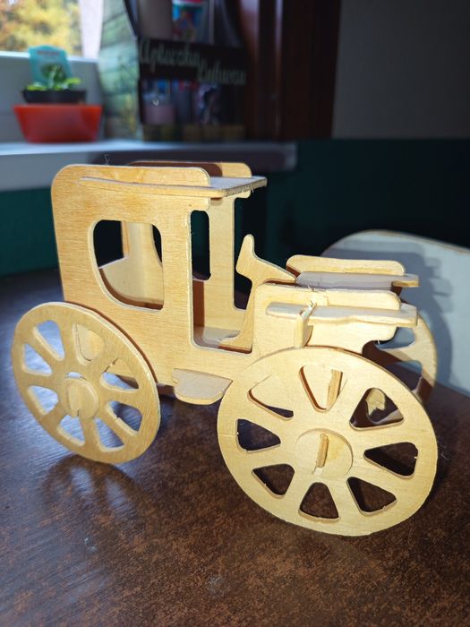 Drewniana kareta 3D