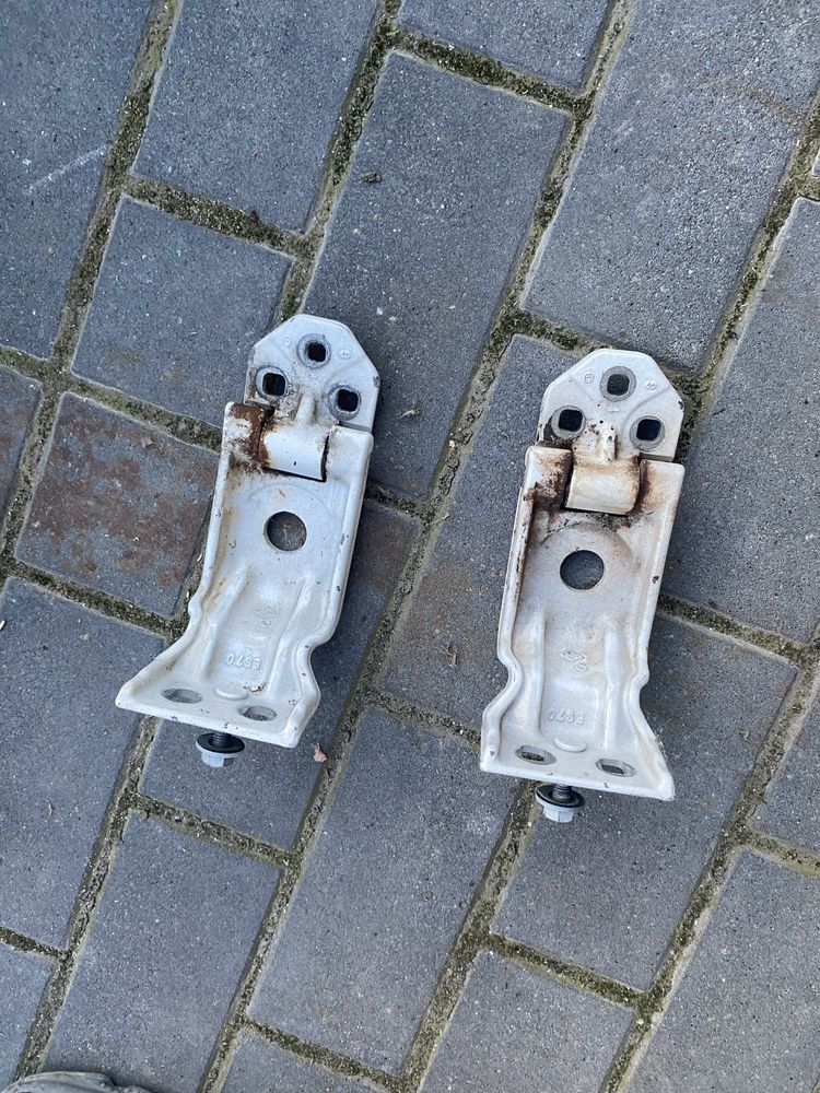 Zawias zawiasy tył tylne drzwi Renault Master Opel Movano 3 III 2010-