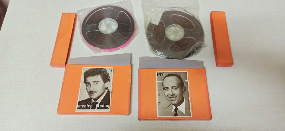 Бобины для магнитофона.