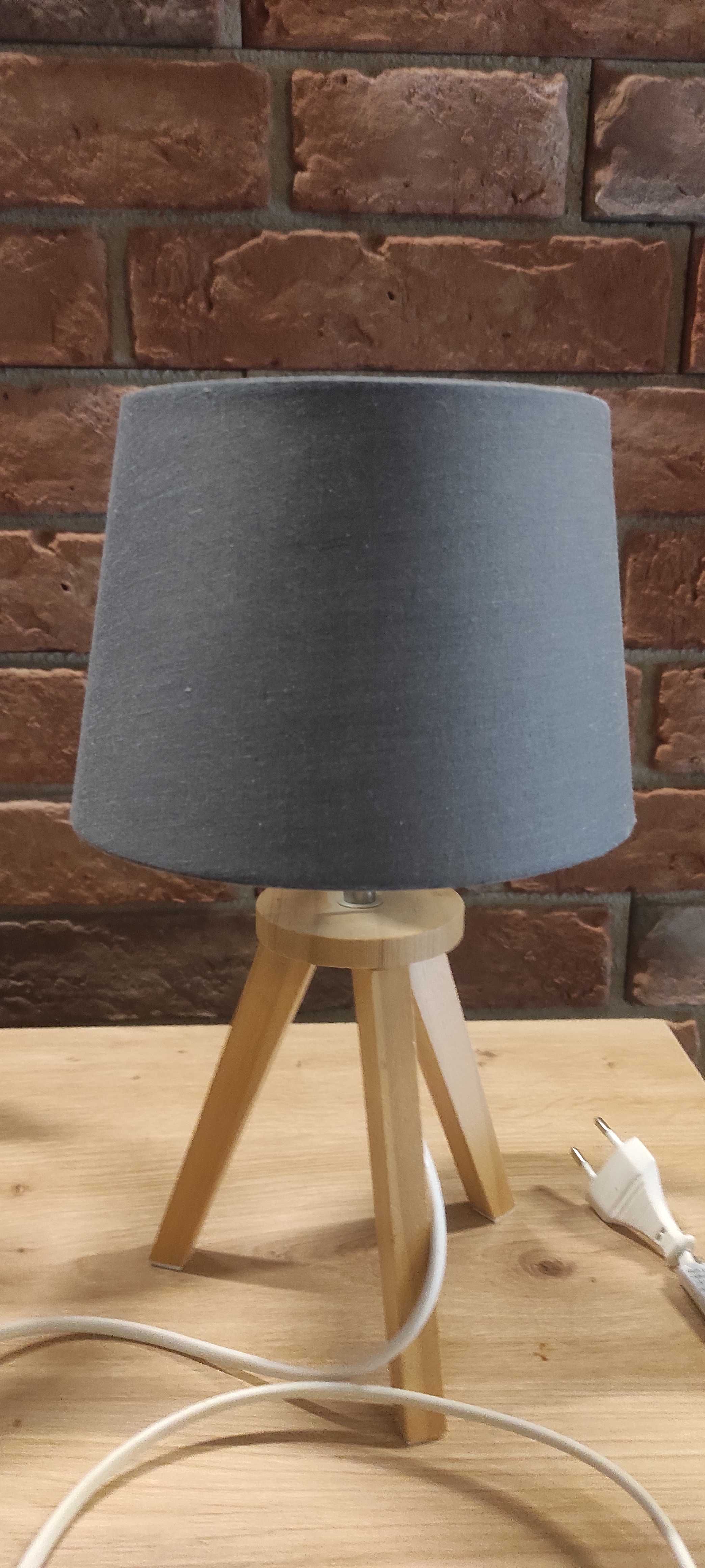 Lampki nocne kolor szary, drewno