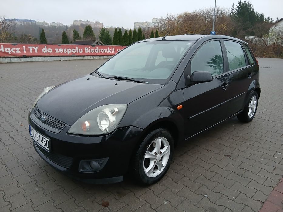 Ford Fiesta 2006r 1.4 klimatyzacja nowe opony