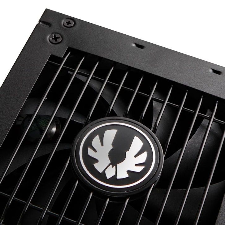 Fonte de alimentação Bitfenix Formula Series 550W 80 Plus Gold