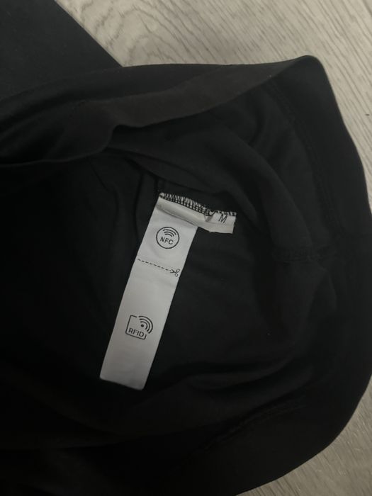 Продам футболку stone island
