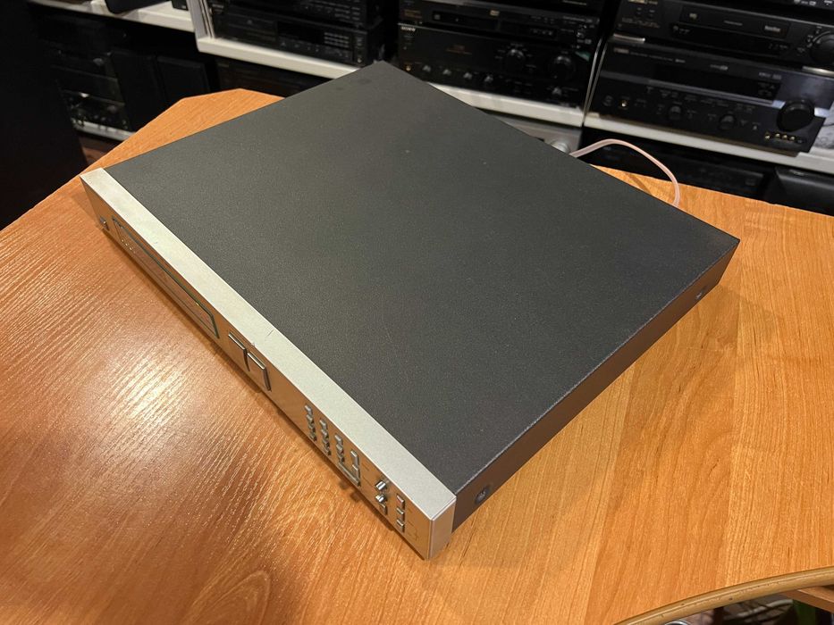 Tuner radiowy Telefunken RT 300 Audio Room