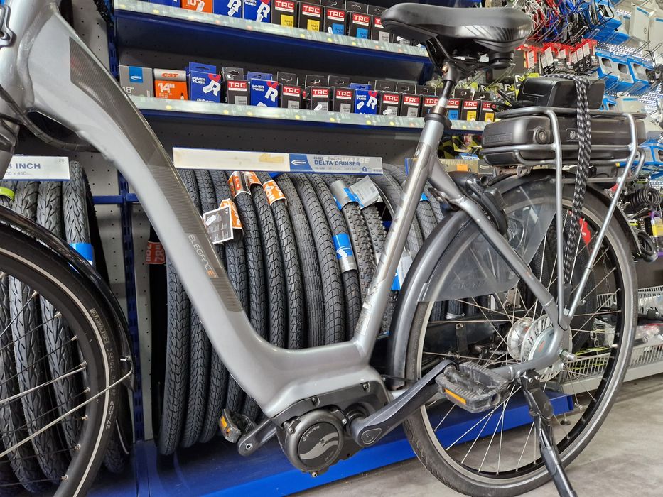 Rower elektryczny Giant Elegance