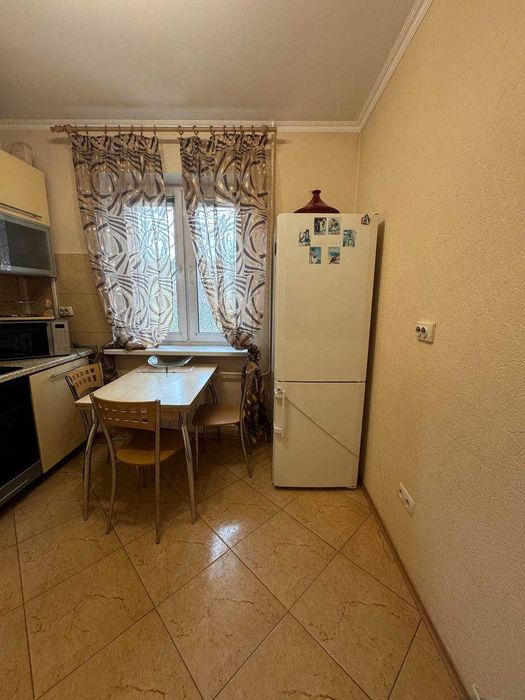 Продаж 2х-кімнатної квартири Подільський район