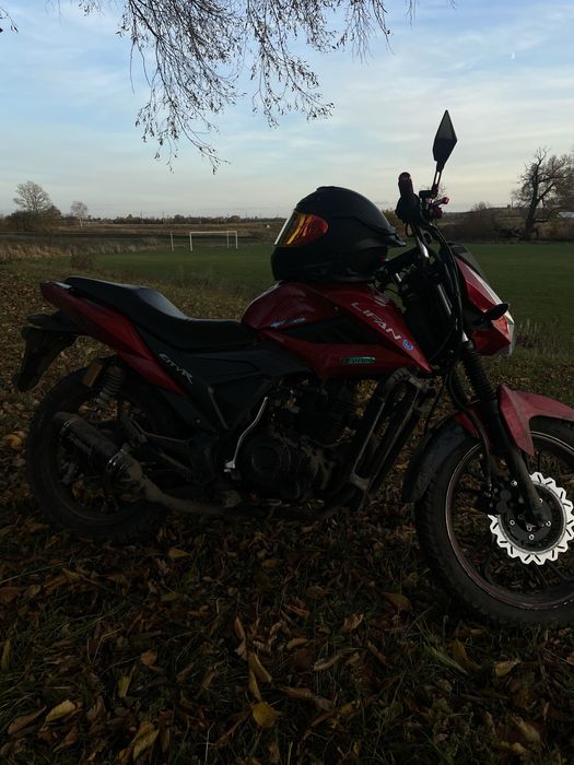 Продаж у звязку з переїздом.