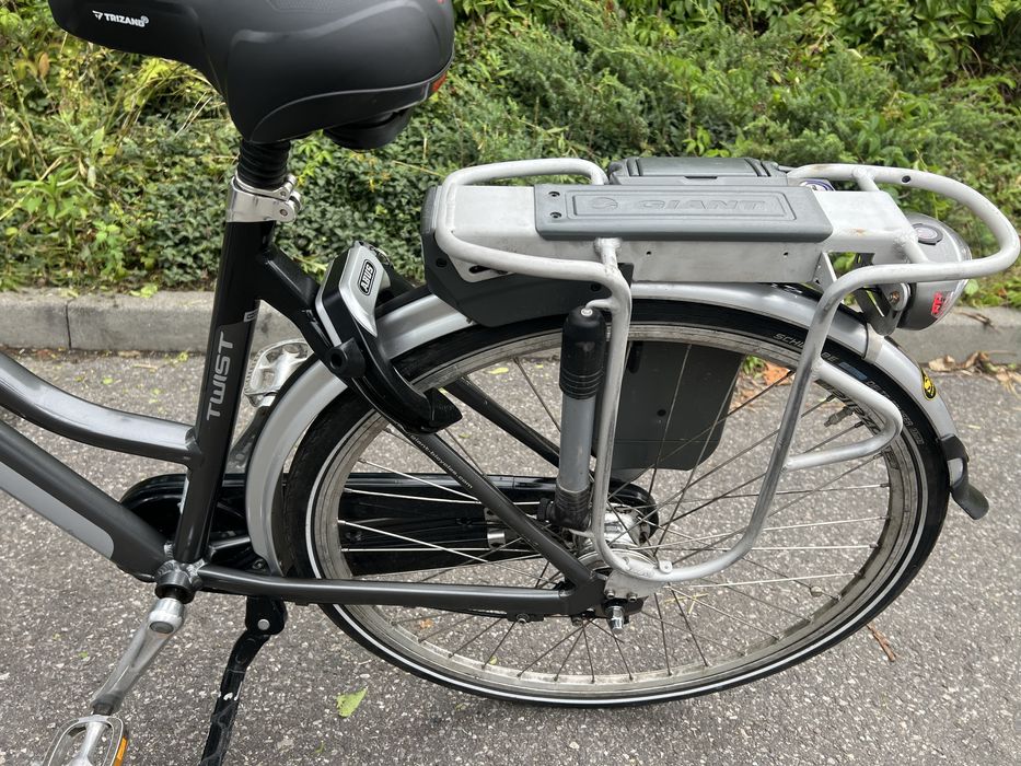 Holenderski rower elektryczny GIANT TWIST dwie baterie Nexus 7 /A