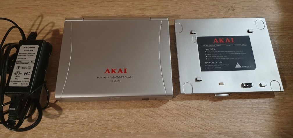 Akai - DVD/CD MP3 - плеер .