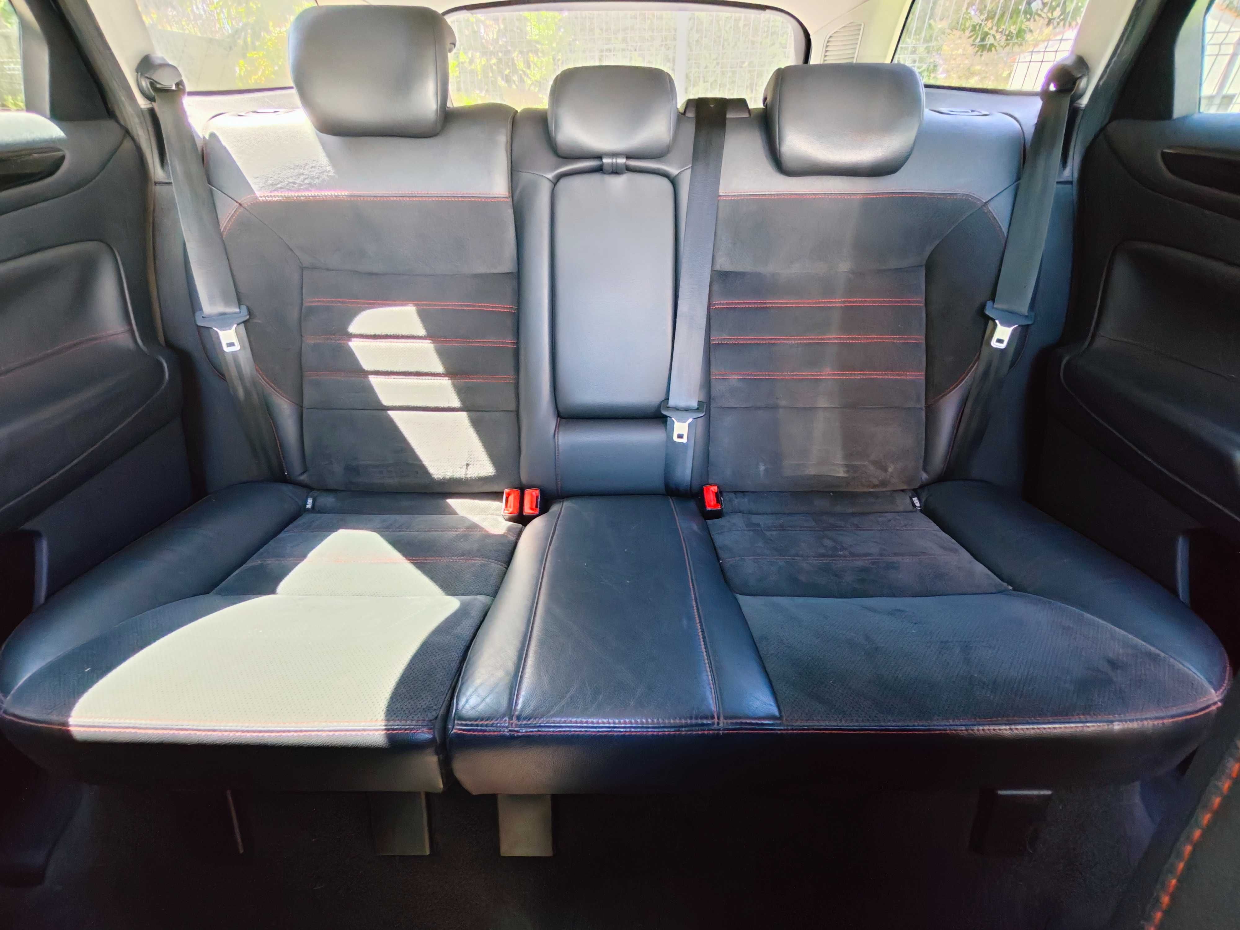 Ford Mondeo SW 2011