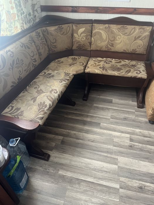 Кухоний уголок « дерево» б/у