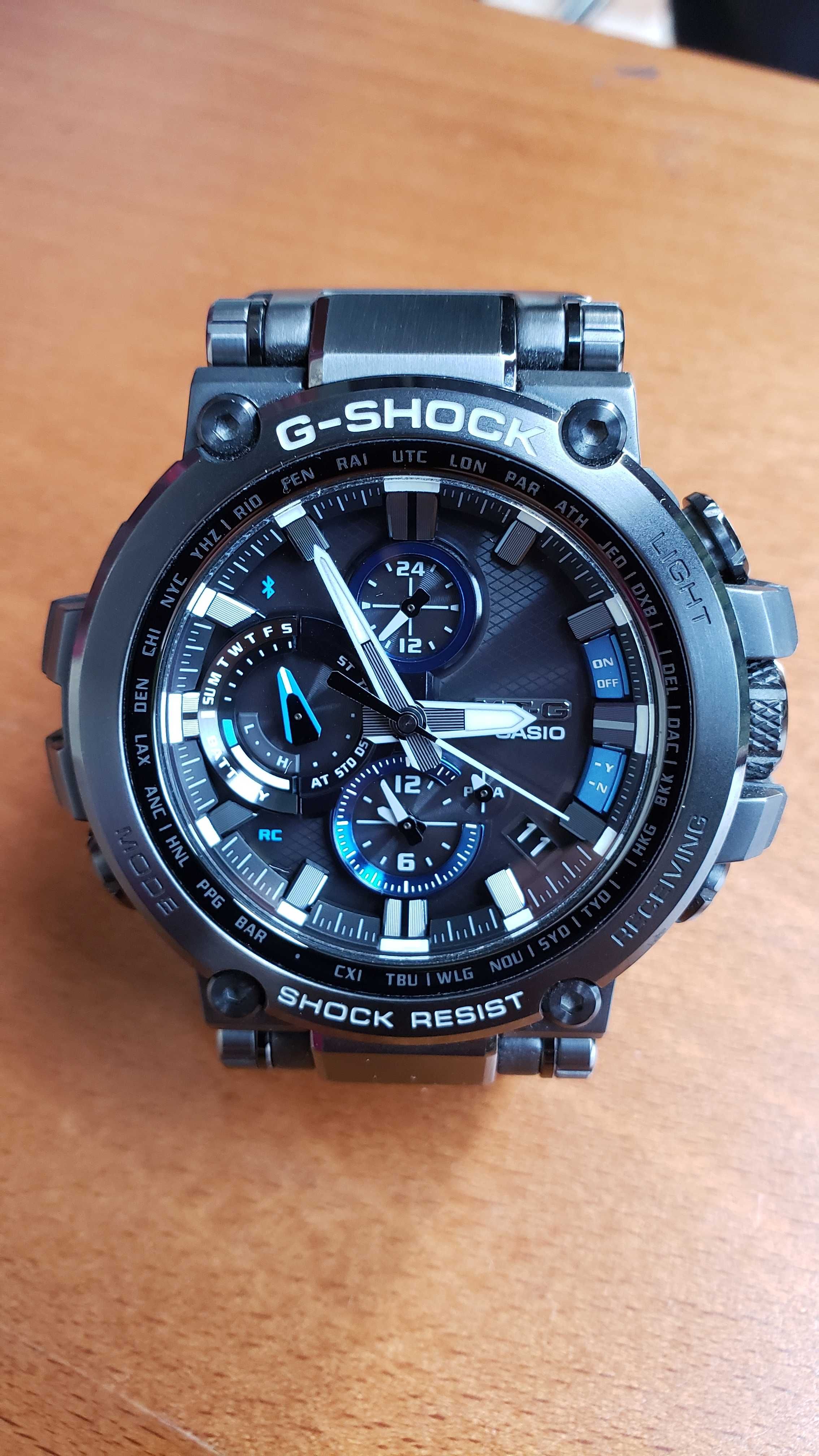 Чоловічий годинник Casio MTG-B1000BD-1AER.