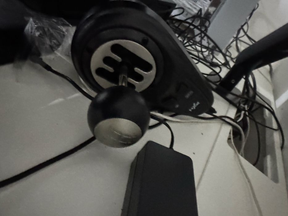 Sim racing pnx 299 usado 3 vezes