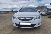 Opel Astra OPEL Astra J 1.6 benzyna, bogata wersja, prywatny właściciel