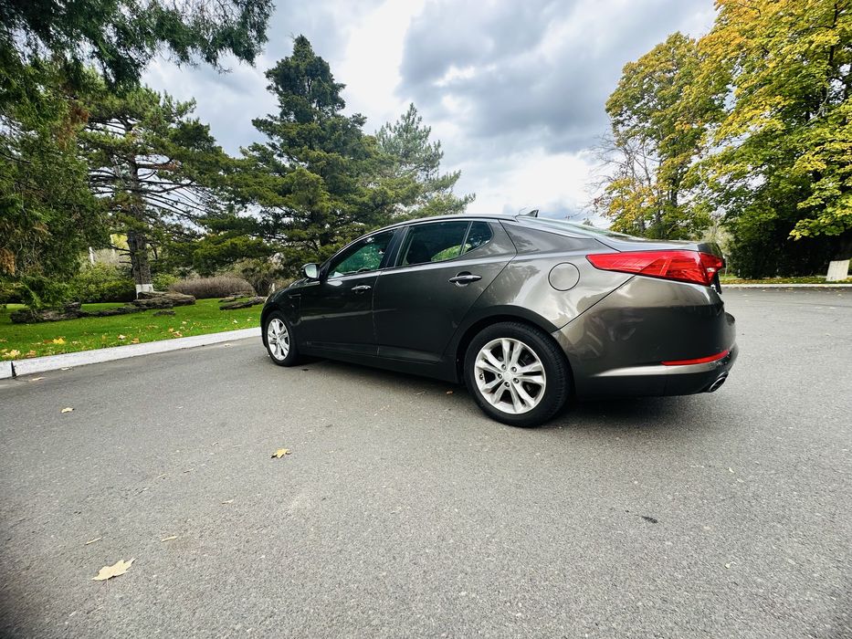 Kia Optima 2.4 2013 року
