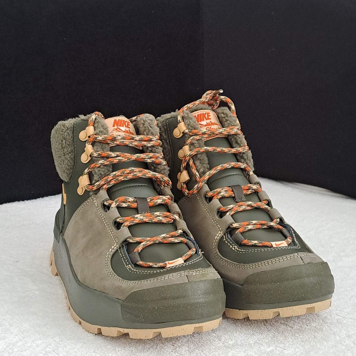 Ботинки Nike City Classic Boot PRM WP US8 FD0211 300