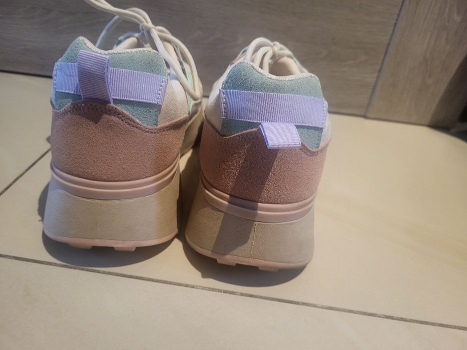 Adidasy damskie zamszowe kolorowe rozmiar 41