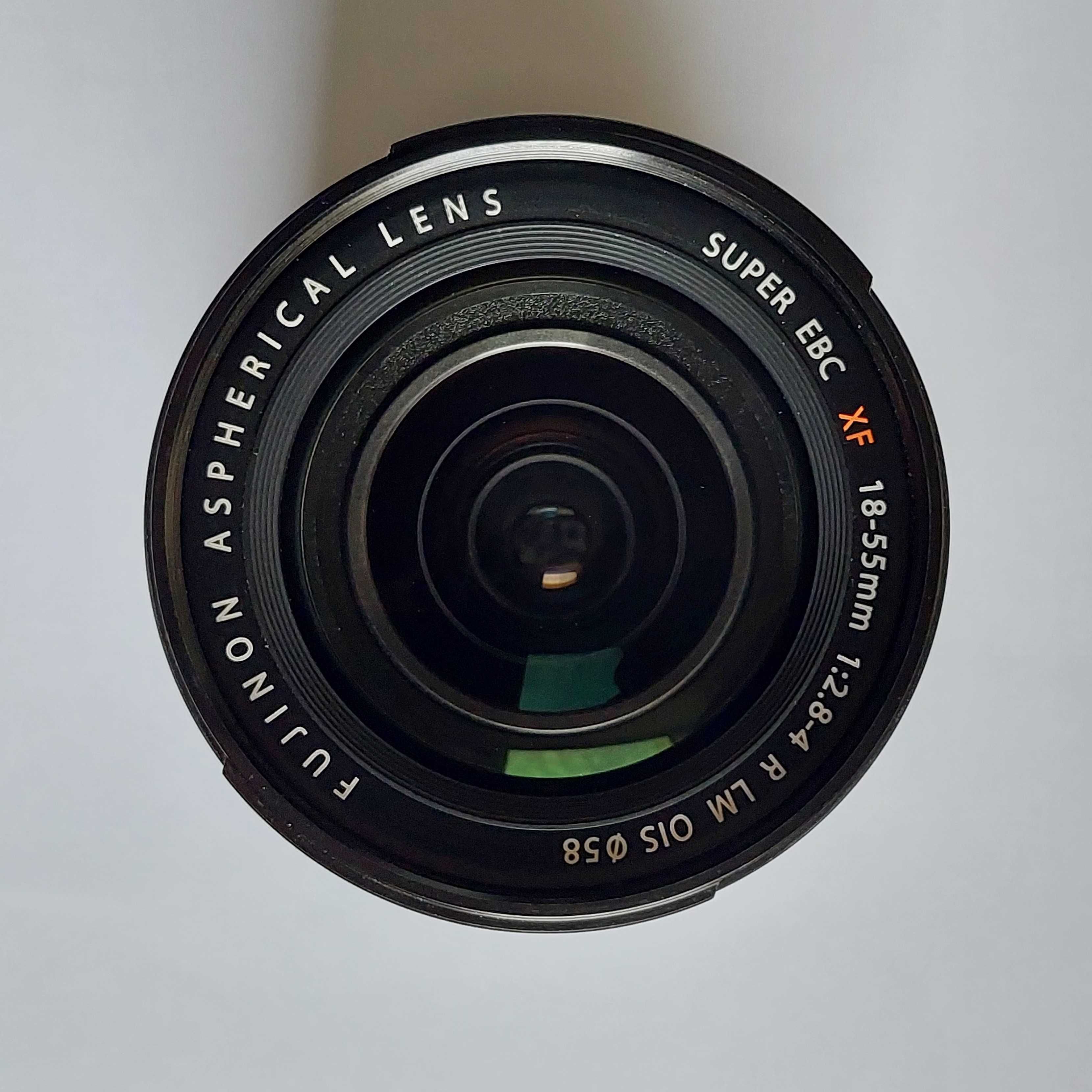 Lente Fuji XF 18-55mm f/2.8-4 R LM OIS