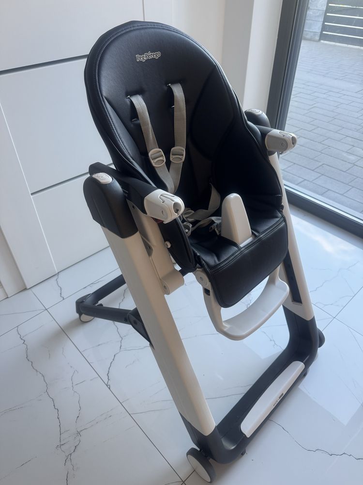 Krzeselko do karmienia Peg Perego Siesta Follow Me