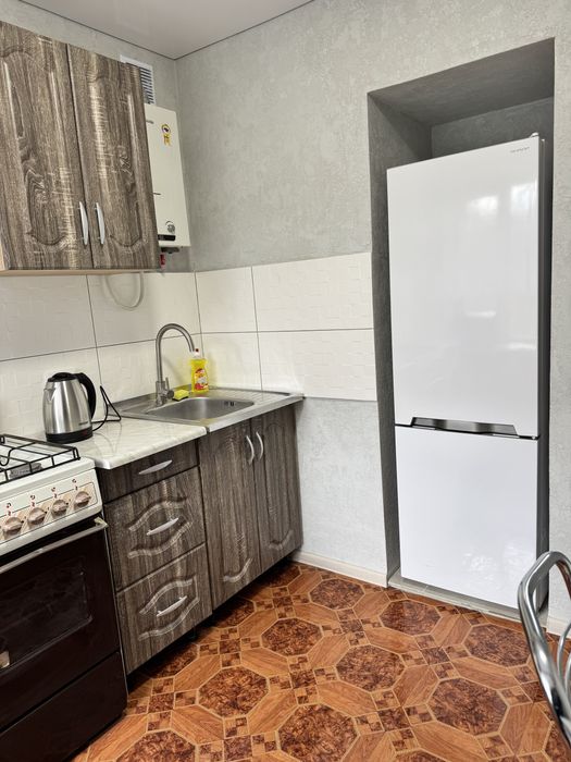 1 кімнатна подобово аренда Львівська 6