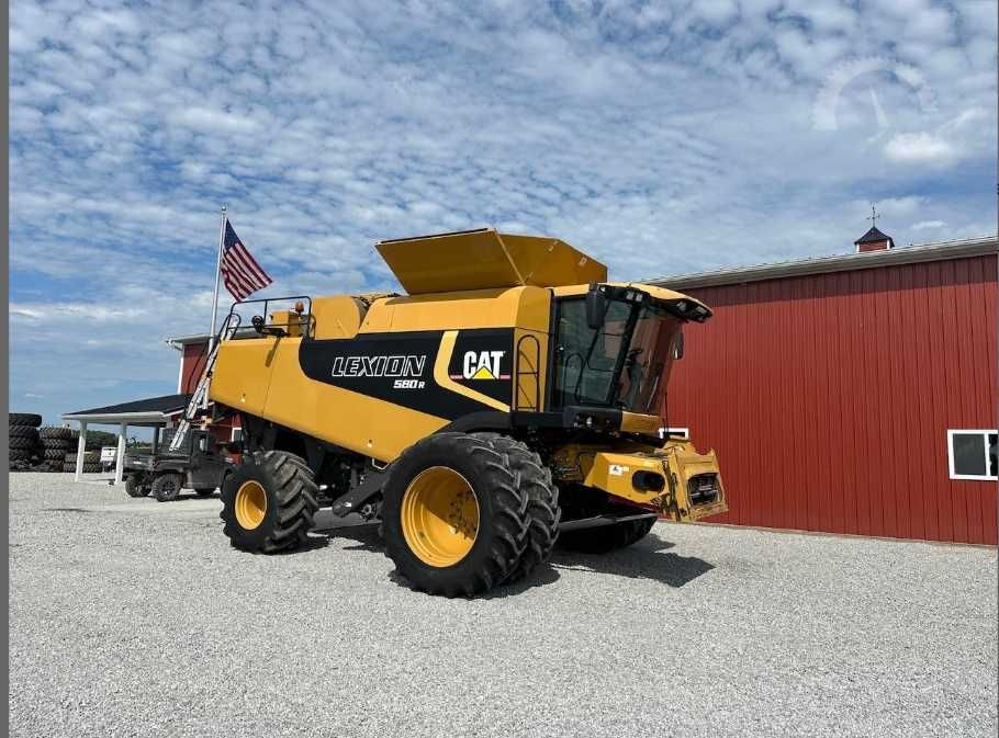 Комбайн Cat Lexion 580R