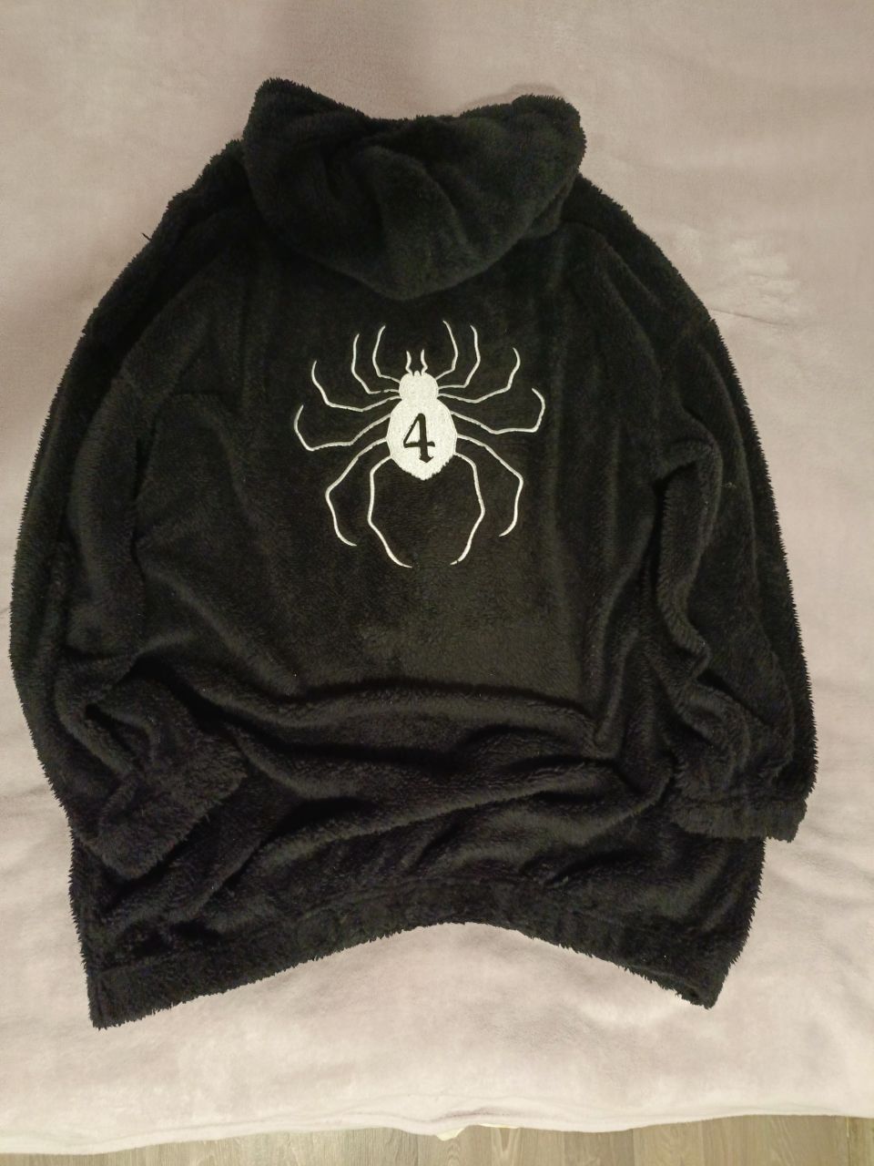 hoodie редан 4 от apathy