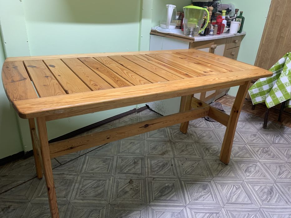 Stół ogrodowy z 4 rozkładanymi fotelami