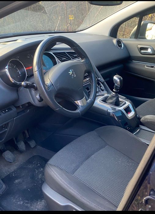 Продам або обміняю Пежо 5008 з доплатою в обидва боки