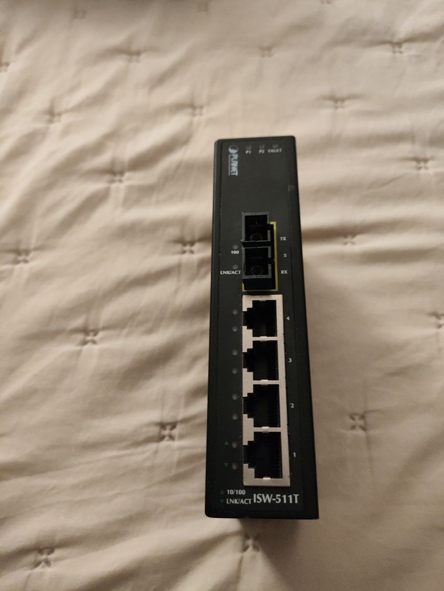 Switch planet przemysłowe 3 sztuki łan sfp światłowód