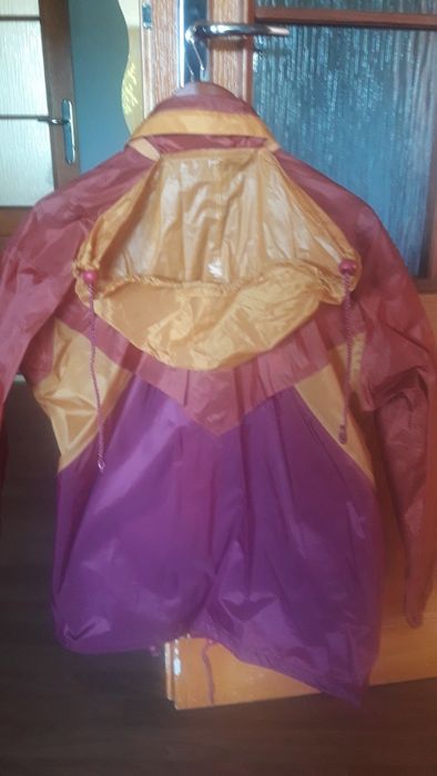 Kurtka damska WATERLINE z kapturem ortalionowa, rozm. M