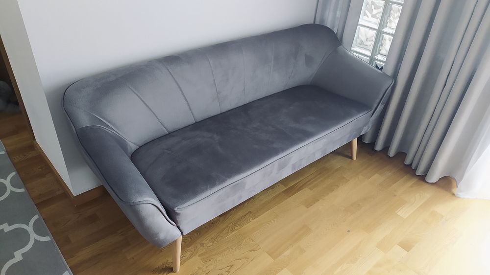 Sofa „muszelka” styl skandynawski | szara kanapa loft