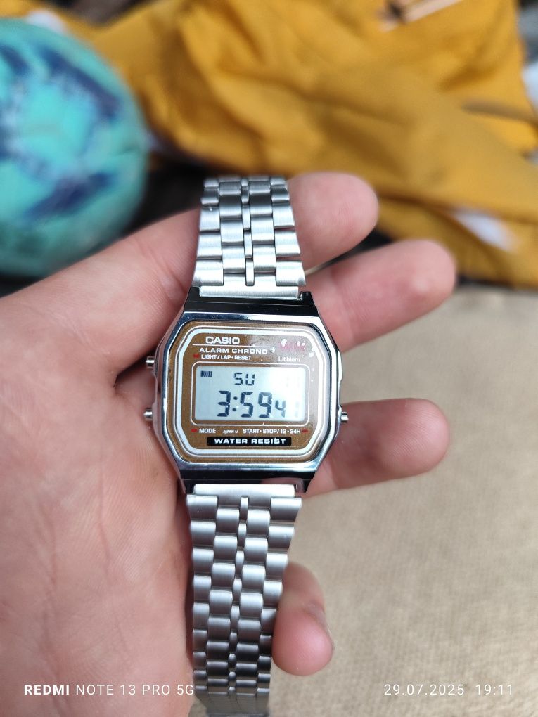 Zegarek męski casio pomarańczowy cyfrowy