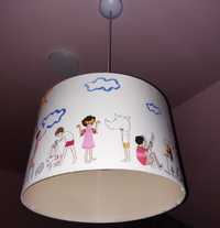 Lampa i pufa Lamps&Co pokój dziecięcy