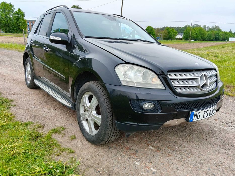 Mercedes ML * W164 * 320CDI * V6 *Automat* 4Matic * Xenon* PDC * DE *