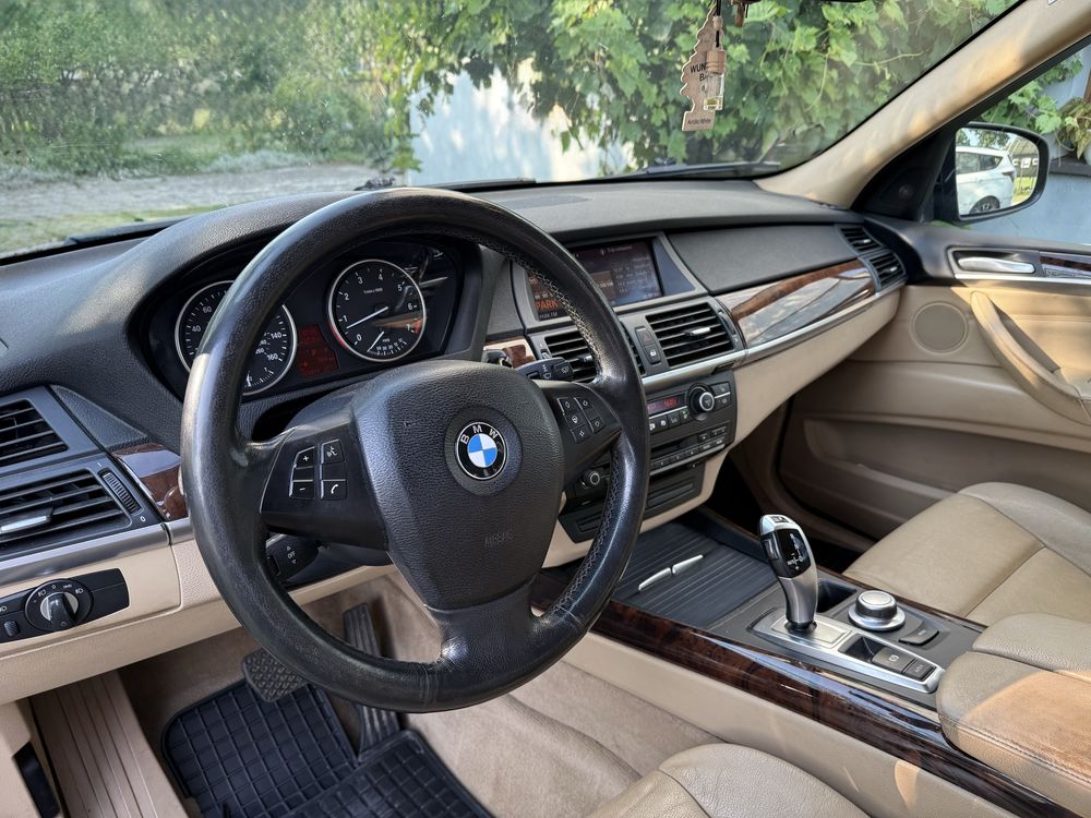 BMW X5 E70 4.8i V8 + LPG | 355 KM