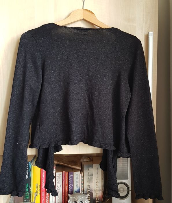 Narzutka damska z długim rękawem