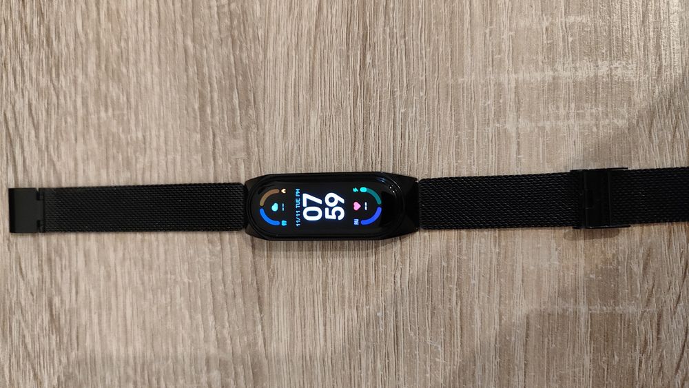 Opaska Xiaomi Mi Band 6 – stan bardzo dobry, oryginalna ładowarka + dw