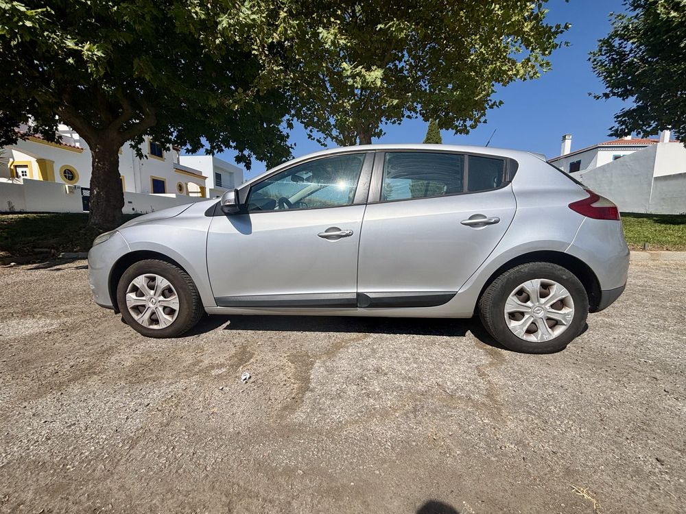 Renault Mégane 1.5 dCi –190mil km – Muito estimado e económico