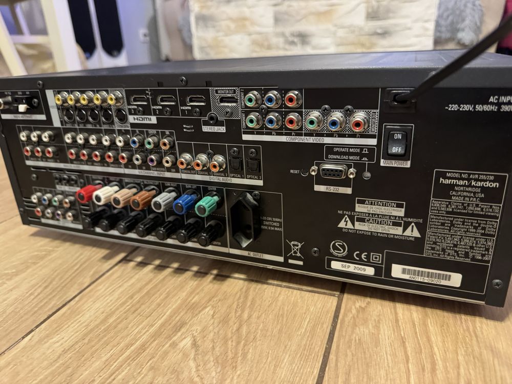 Kino domowe Taga harmony 606 SE harman kardon AVR 255